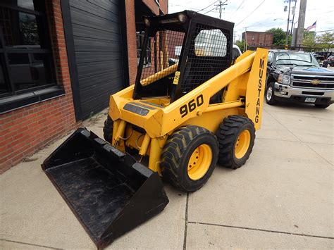 mustang 960 skidsteer help 